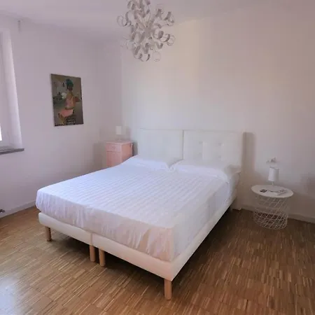 Oberdan 23 -Ancona - Riviera Del Conero